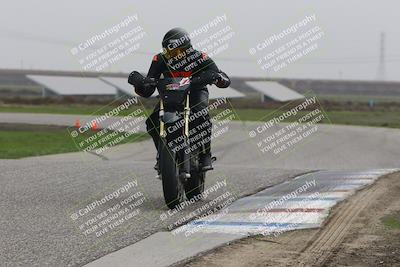 media/Nov-30-2025-TrackDaz (Sun) [[d8b22663df]]/B Group/Session 5 (Wheelie Bump)/